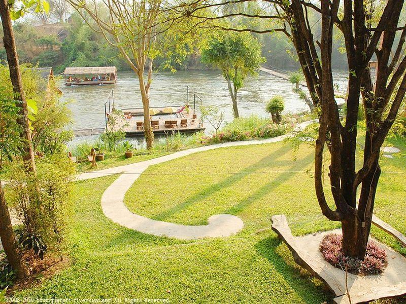 Boutique Raft Resort, River Kwai Sai Yok Exterior photo