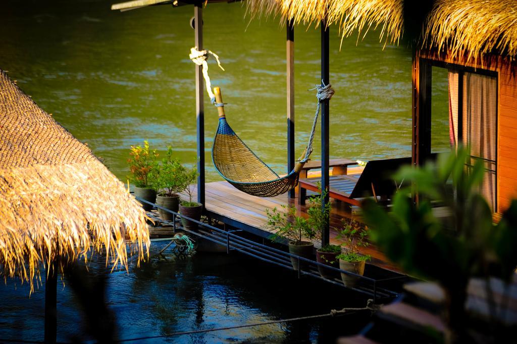 Boutique Raft Resort, River Kwai Sai Yok Exterior photo