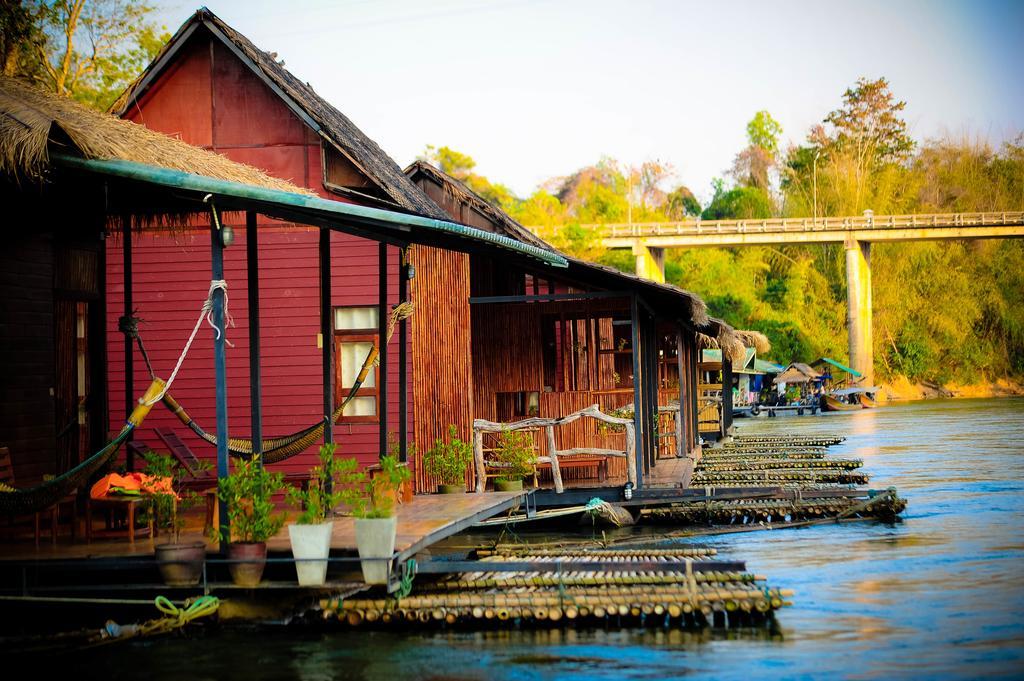 Boutique Raft Resort, River Kwai Sai Yok Exterior photo