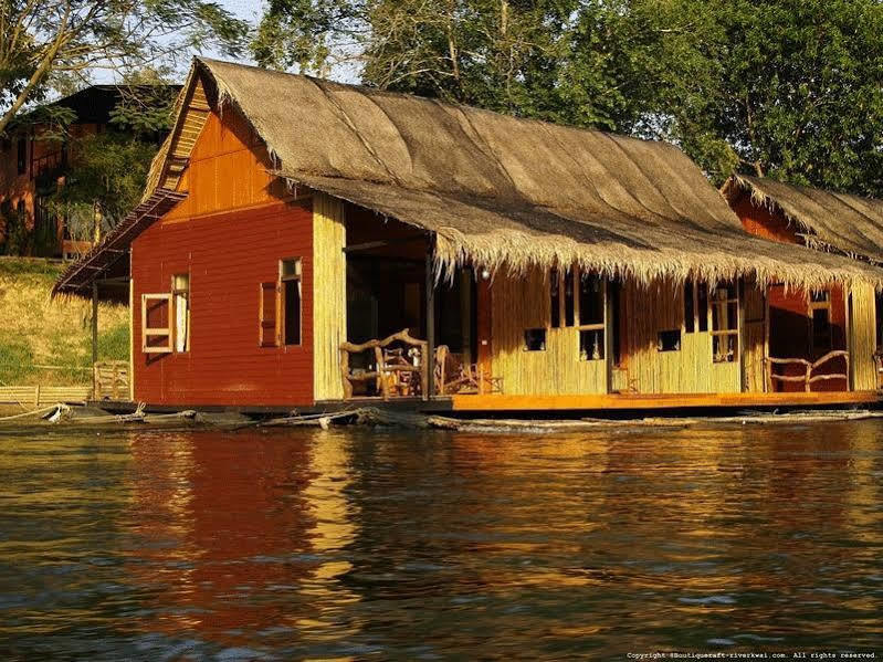 Boutique Raft Resort, River Kwai Sai Yok Exterior photo