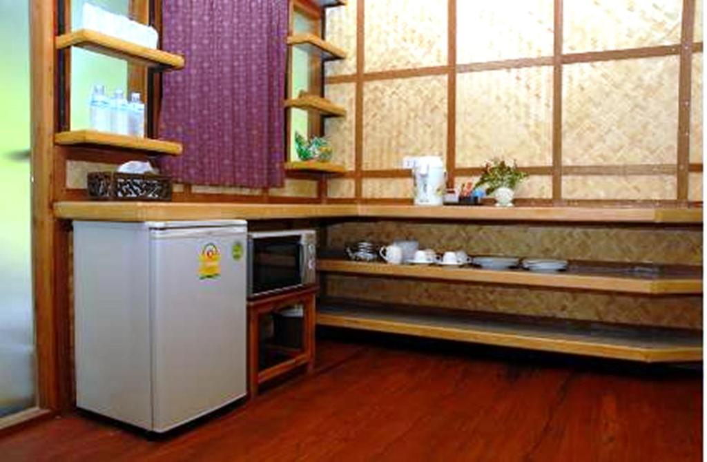 Boutique Raft Resort, River Kwai Sai Yok Room photo